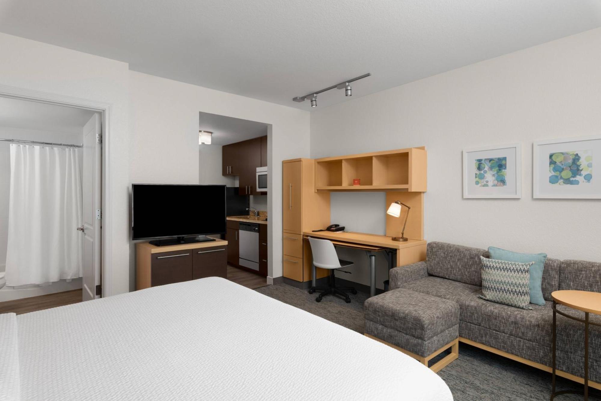 Townplaces Denver Airport At Gateway Park Hotel